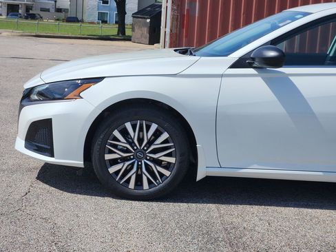 New 2026 Nissan Altima 2.5 SV FWD image 6
