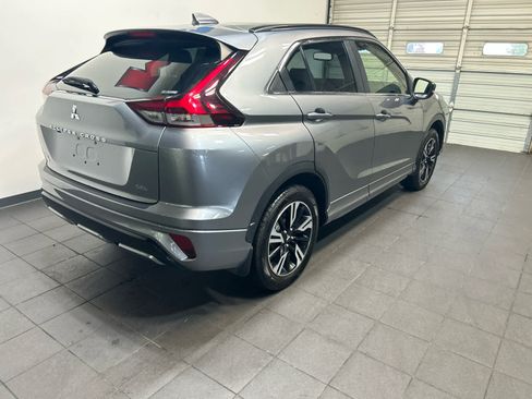 Used 2023 Mitsubishi Eclipse Cross SEL AWD/4WD image 3