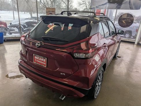 Certified 2023 Nissan Kicks SR w/ Exterior Package image 5