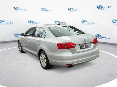 Used 2014 Volkswagen Jetta SE image 3