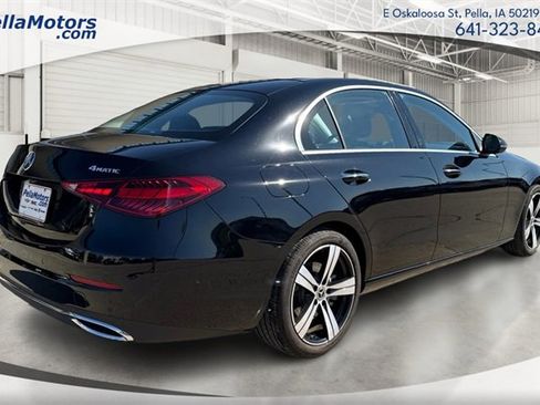 Used 2025 Mercedes-Benz C 300 4MATIC Sedan image 3