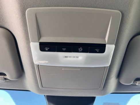 Used 2024 Nissan Sentra SV image 23