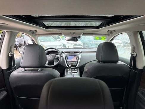 Certified 2022 Nissan Murano Platinum w/ Cargo Package FWD image 37