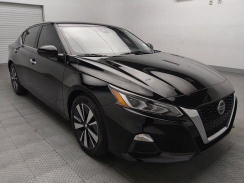 Used 2021 Nissan Altima 2.5 SV FWD image 13