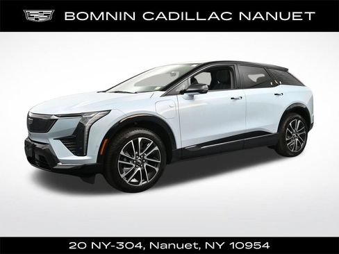 Used 2026 Cadillac Optiq Sport 1 AWD/4WD image 1