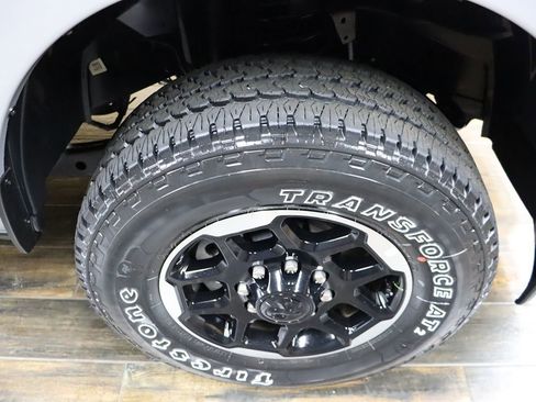 Used 2026 RAM 2500 Laramie AWD/4WD image 36