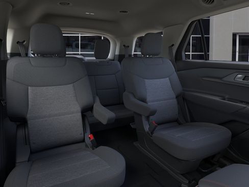 New 2026 Ford Explorer Active RWD image 11