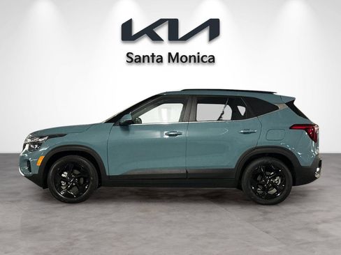 Certified 2026 Kia Seltos EX w/ EX Sunroof Package image 3