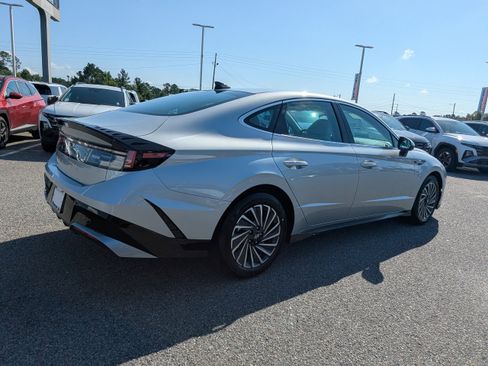 New 2025 Hyundai Sonata SEL image 4