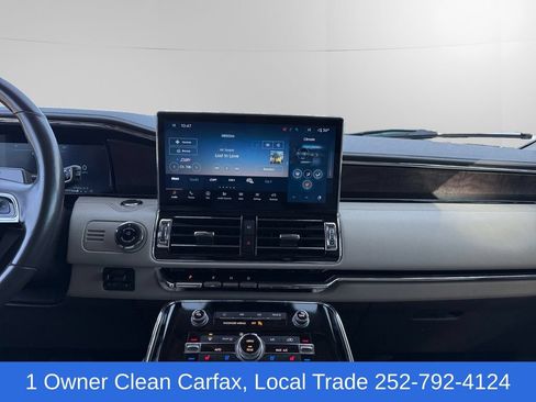Used 2023 Lincoln Navigator L Reserve AWD/4WD image 9