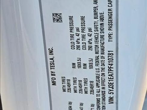 Used 2023 Tesla Model 3 Standard Range image 15