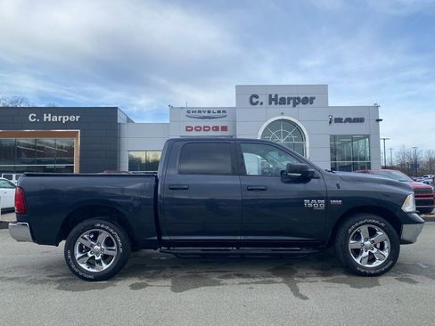 Used 2019 RAM 1500 Big Horn image 2