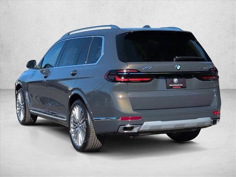 New 2026 BMW X7 xDrive40i image 9