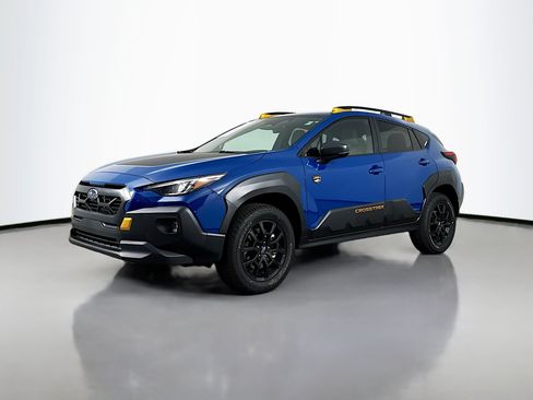 Used 2026 Subaru Crosstrek 2.5i Wilderness w/ Crosstrek Mirror Package AWD/4WD image 3