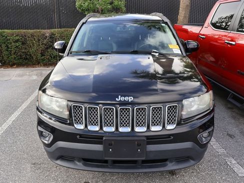 Used 2015 Jeep Compass High Altitude image 5