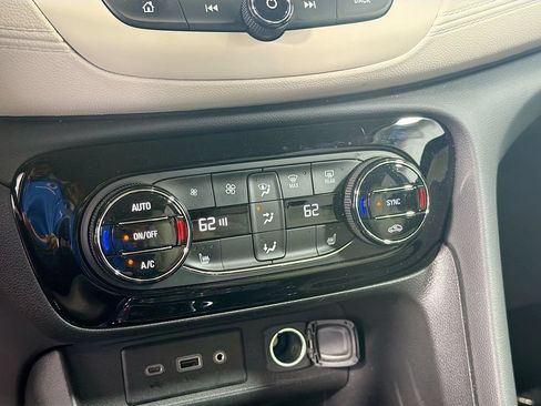 Used 2023 Buick Encore GX Select AWD/4WD image 16