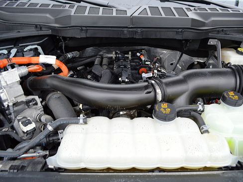 Used 2024 Ford F150 Lariat image 38