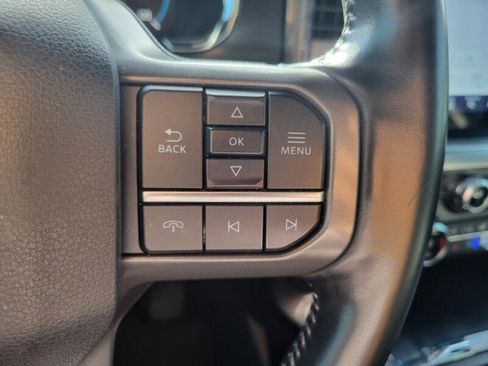 Used 2021 Ford F150 Lariat RWD image 19