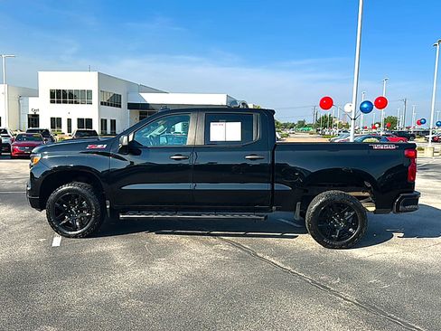 Used 2024 Chevrolet Silverado 1500 Custom Trail Boss AWD/4WD image 5