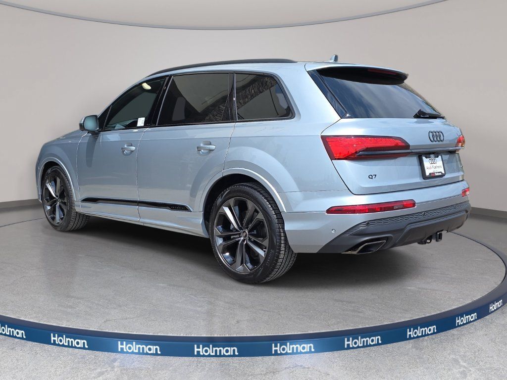 Used 2026 Audi Q7 3.0T Premium Plus w/ Premium Plus Package AWD/4WD image 8