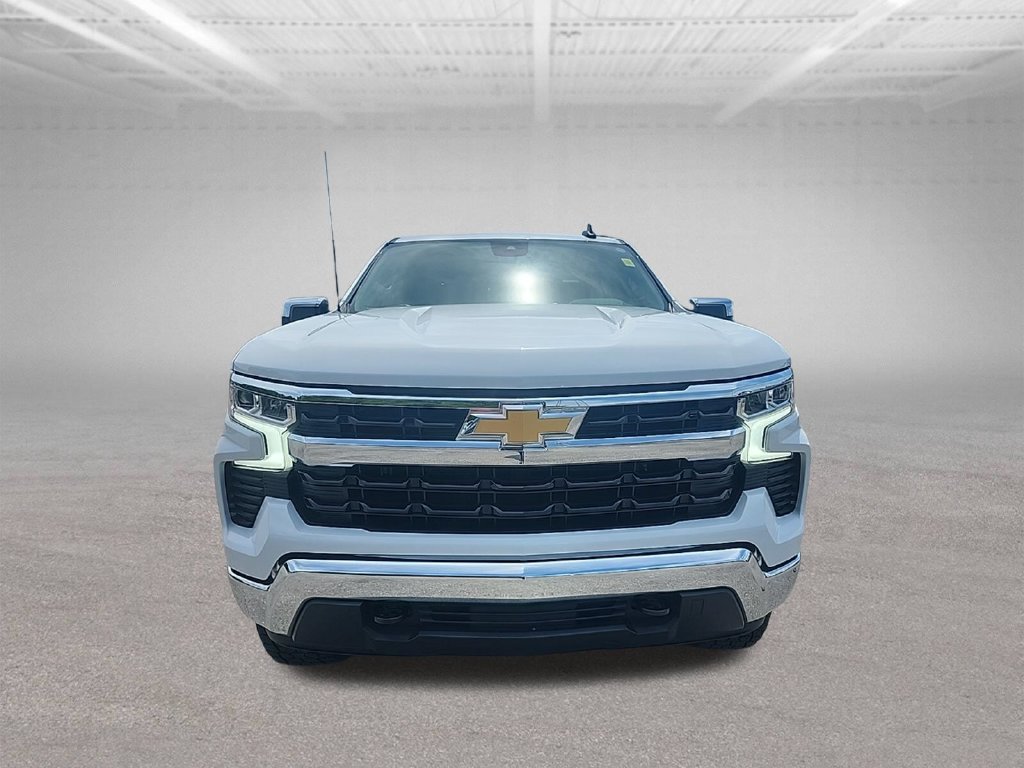 Used 2023 Chevrolet Silverado 1500 LT w/ Z71 Off-Road Package AWD/4WD image 3