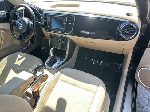 Used 2019 Volkswagen Beetle 2.0T SE image 12