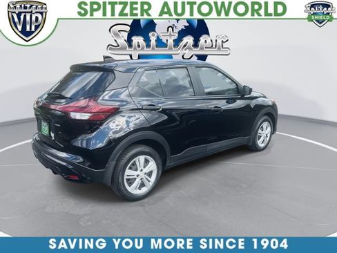 Used 2024 Nissan Kicks S image 9