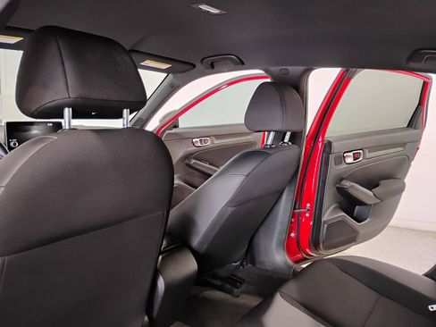 Used 2024 Honda Civic Sport image 11
