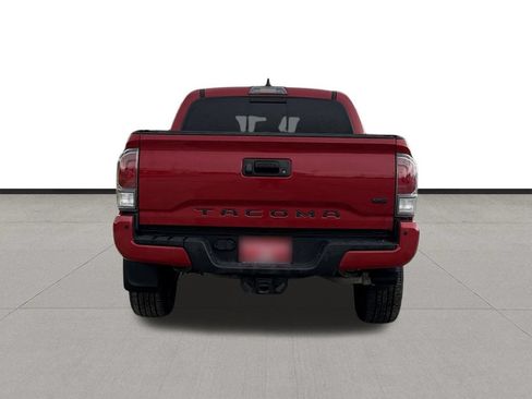 Used 2022 Toyota Tacoma TRD Sport w/ Technology Package RWD image 5