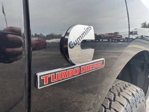 Used 2018 RAM 2500 Tradesman w/ Chrome Appearance Group image 9