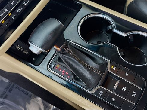 Used 2020 Kia Sedona EX w/ EX Premium Package image 20