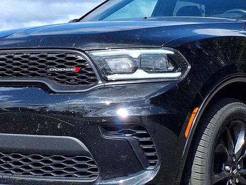 Used 2025 Dodge Durango GT AWD/4WD image 32