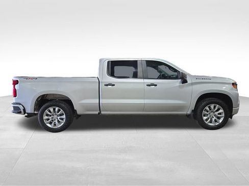 Used 2022 Chevrolet Silverado 1500 Custom AWD/4WD image 13