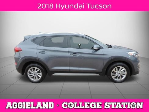 Used 2018 Hyundai Tucson SEL Plus w/ Cargo Package FWD image 2