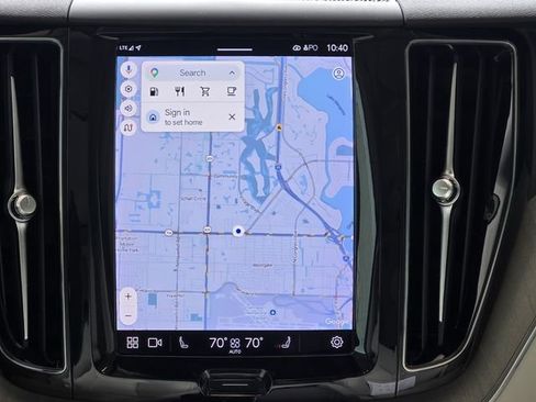 Used 2023 Volvo XC60 B5 Plus w/ Protection Package Premier image 19