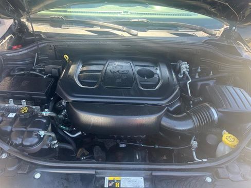 Used 2021 Jeep Grand Cherokee Laredo X AWD/4WD image 20