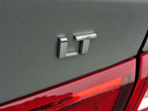 Used 2024 Chevrolet Malibu LT image 33