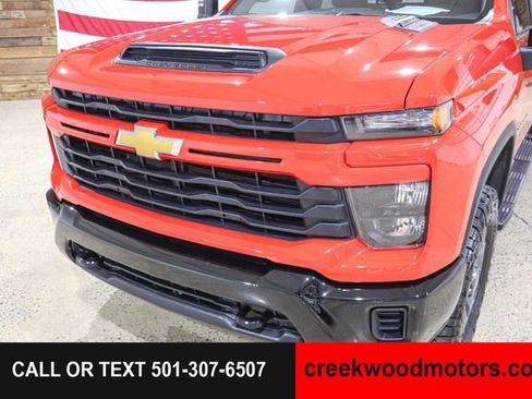 Used 2024 Chevrolet Silverado 2500 Custom w/ Custom Value Package AWD/4WD image 27