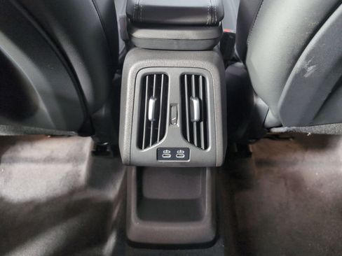 Used 2025 BMW X1 xDrive28i w/ Premium Package image 29