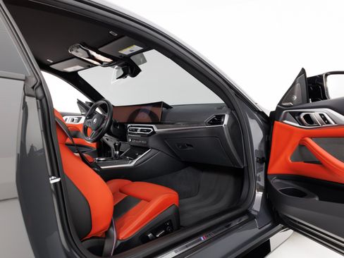 Used 2024 BMW M4 Coupe w/ M Driver's Package RWD image 34