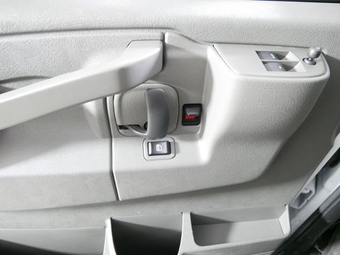 Used 2025 Chevrolet Express 3500 LT w/ LT Preferred Equipment Group RWD image 19