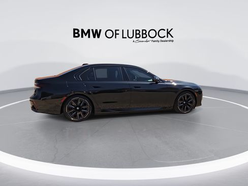 New 2026 BMW i7 xDrive60 AWD/4WD image 9