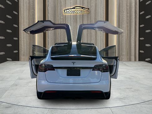 Used 2022 Tesla Model X AWD/4WD image 14