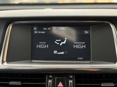 Used 2017 Kia Optima SX FWD image 37