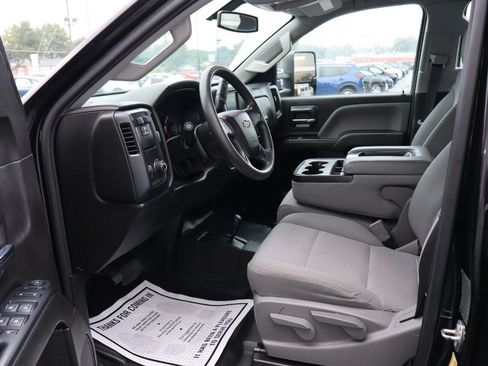Used 2017 Chevrolet Silverado 3500 W/T w/ WT Fleet Convenience Package AWD/4WD image 6