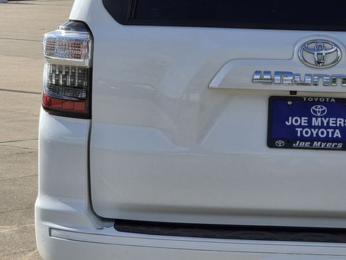 Used 2023 Toyota 4Runner TRD Sport AWD/4WD image 10