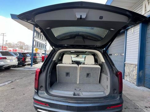 Used 2020 Cadillac XT6 Premium Luxury image 6