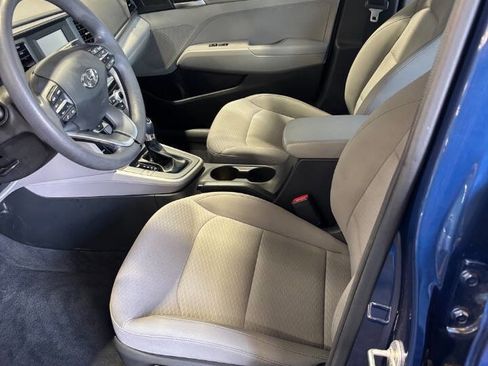 Used 2020 Hyundai Elantra SE FWD image 7