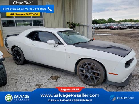 Used 2016 Dodge Challenger R/T Scat Pack w/ Leather Interior Group RWD image 5