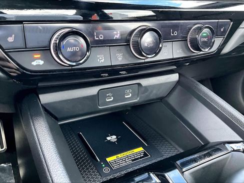 Used 2025 Honda Accord Sport image 33